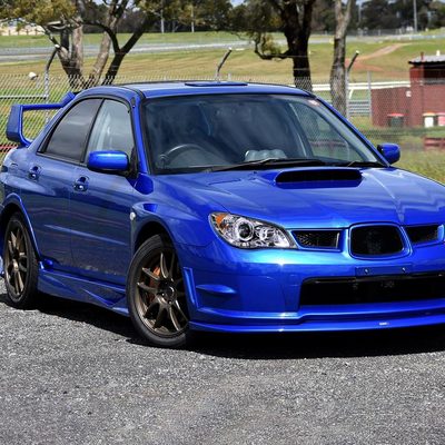 2006-2007 Subaru Impreza WRX/STI Projector Headlights LED Light Strip Chrome