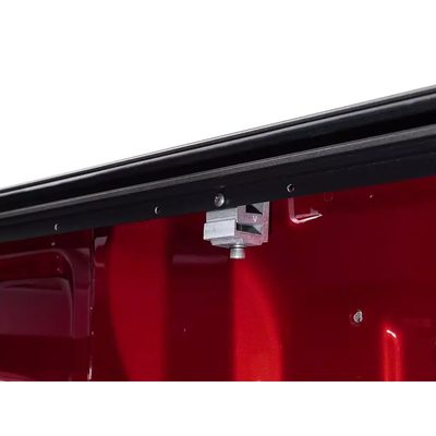 Tapa Retráctil Roll N Lock Serie M de 5' para NP300 23-26