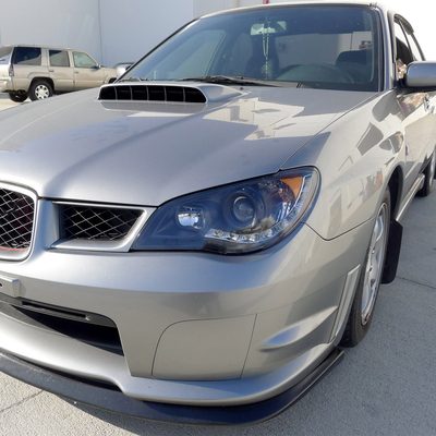 2006-2007 Subaru Impreza WRX/STI Projector Headlights LED Light Strip Black