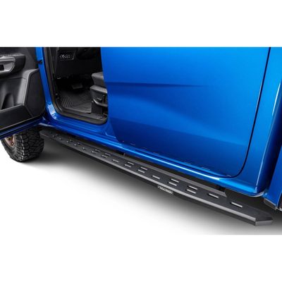 Estribos RB30 Slim Ngo Text de 68" para Land Cruiser / GX 550 24 - 25