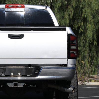 2007-2009 Dodge RAM 1500/2500/3500 Red LED Bar Tail Lights Matte Black/Smoke