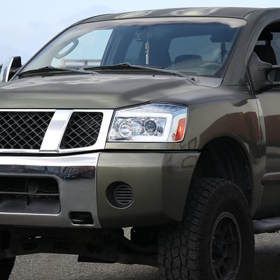 2004-2015 Nissan Titan / 04-2007 Armada LED C-Bar Headlights Signal Chrome