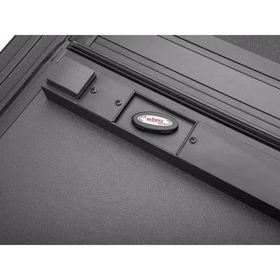 Tapa plegable rígida Endure ALX para NP300 16 - 26