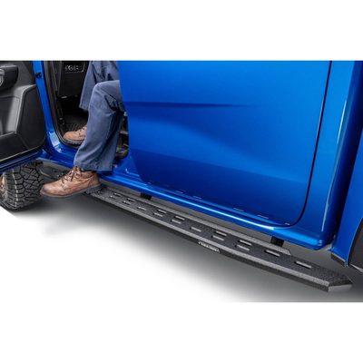 Estribos RB30 Slim Poliurea de 68" para Land Cruiser / GX 550 24 - 25