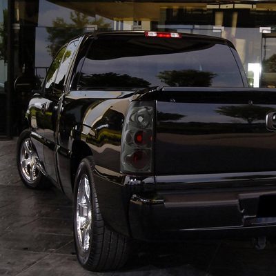 2003-2006 Chevrolet Silverado Tail Lights Chrome Housing/Smoke Lens