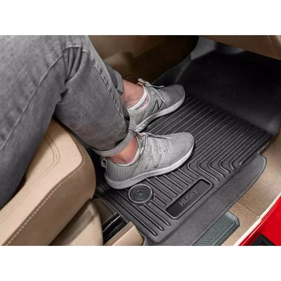 Tapetes Husky Weatherbeater 1ra y 2da Fila color Negro para L200 2025+