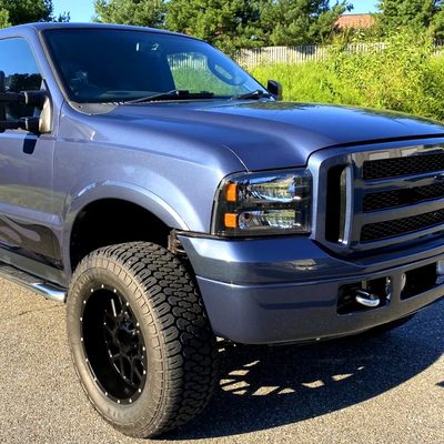 2005-2007 Ford F-250/350/450/550/Excursion Crystal Headlights LED Light Black