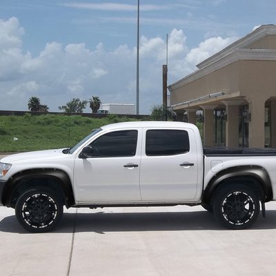 2005-2011 Toyota Tacoma Fleetside 6" Long Bed Smooth Rivet Style Fender Flares