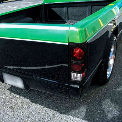 1982-1994 Chevy S10/Blazer GMC S15/Sonoma Tail Lights Matte Black/Clear Lens