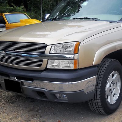 2002-2006 Chevy Avalanche/ 03-2007 Silverado Factory Headlights Bumper Lights