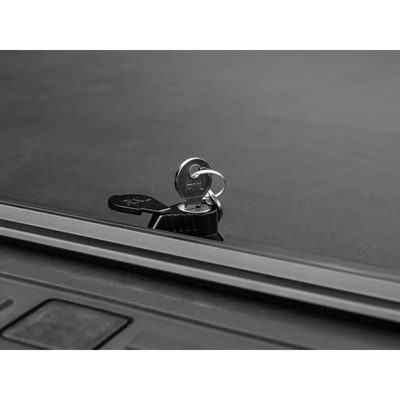 Tapa Retráctil Roll N Lock Serie M de 5' para NP300 23-26