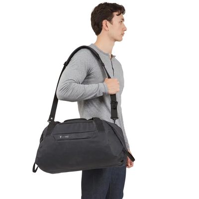 Mochila Deportiva Aion Duffel 35L Black