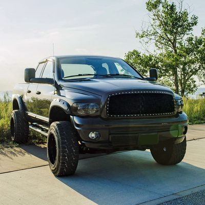 2002-2005 Dodge RAM 1500/ 03-2005 RAM 2500/3500 Glossy Black Mesh Front Grille