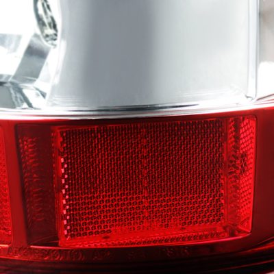 2000-2006 Chevy Suburban/Tahoe GMC Yukon/Yukon XL Tail Lights Chrome/Red Clear