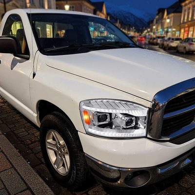 For Dodge RAM 1500 2006-08 / RAM 2500 3500 2006-09 Headlights Switchback LED Strips Turn Signals DRL Chrome Housing Lens