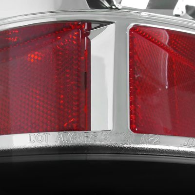 2000-2006 Chevy Suburban/Tahoe GMC Yukon/Yukon XL LED Tail Lights Chrome/Clear