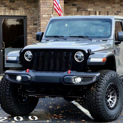 2023-2024 Jeep Gladiator Grille Overlay Gloss Black 1Pcs ABS Plastic