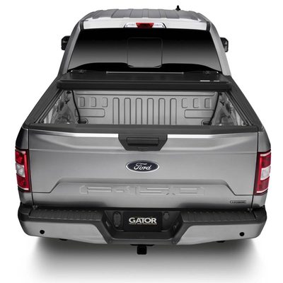 Tapa plegable Gator de 6.5' para Silverado / Sierra 1500 19-25 Reg Cab
