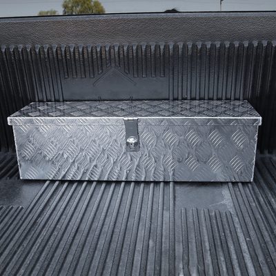 Universal 31" Heavy Duty Silver Aluminum Tool Box w/ Side Handles Lock & Keys