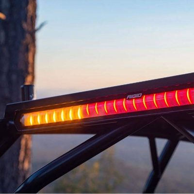 Barra de Luz Chase Rigid de 28" con montaje para superficie