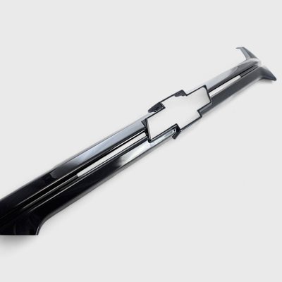 2021-2022 Chevrolet Colorado Grille Overlay Gloss Black 1Pcs ABS Plastic