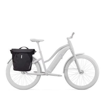 Alforjas Chasm Courier Thule color Negro de 22L con sistema InLock