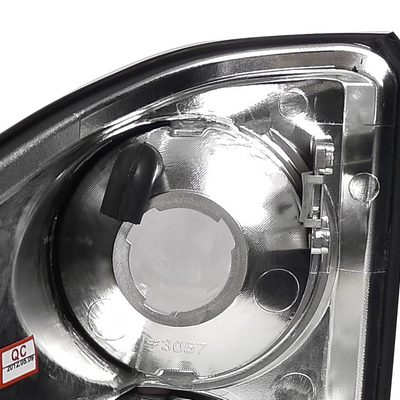 1994-2004 Chevy S10/ GMC Sonoma/ Isuzu Hombre Tail Lights Matte Black/Clear