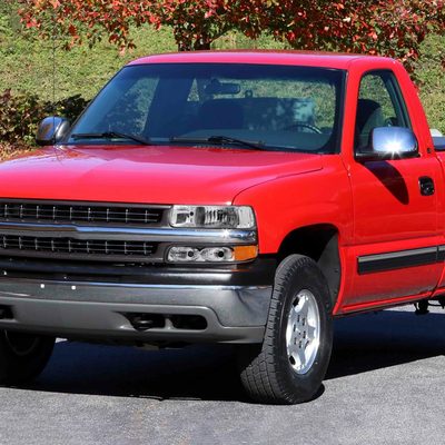 1999-2002 Chevy Silverado/Tahoe/Suburban Headlights Bumper Light Chrome