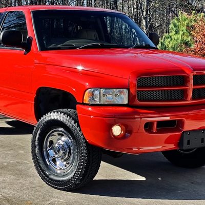 1999-2001 Dodge RAM 1500 Sport Factory Headlights and Corner Lights Chrome