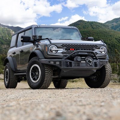 Defensa Delantera Rockline Winch-Ready Full Width With Overrider para Bronco Full Size 21-26
