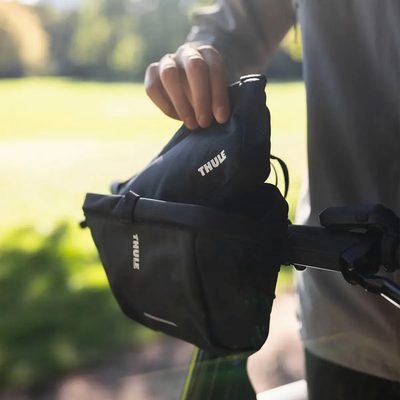 Chasm Bolsa Thule de 2L para Manubrio color Naranja