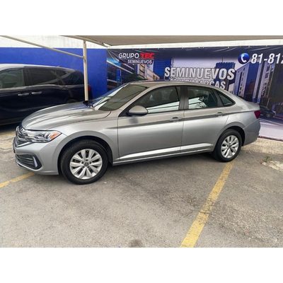 Volkswagen Jetta 4 PTS. GLI, 2.0T, 230 HP, DSG, PIEL, QC, F. LED, RA-18 4P GLI L4/2.0/T AUT 2022