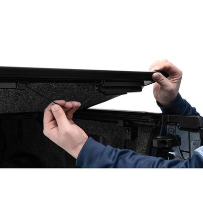 Tapa plegable Ultra Flex 5.7' para F-150/Lobo 21-26 Crew Cab