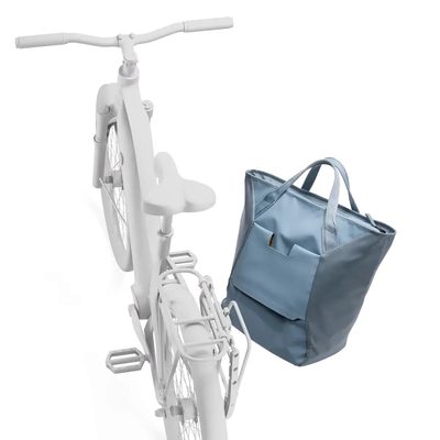 Alforjas Chasm Tote Thule color Azul de 25L con sistema InLock