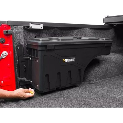 Almacenamiento Lateral Swing Case para Ram 1500 02-24 (Lado Conductor)