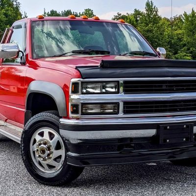 1994-1998 Chevy C/K Silverado/Tahoe Corner Lights Matte Black/Clear Lens
