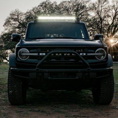 Kit de Montaje en Barras Laterales OE Radiance SR de 40" Bronco Full Size 2021+