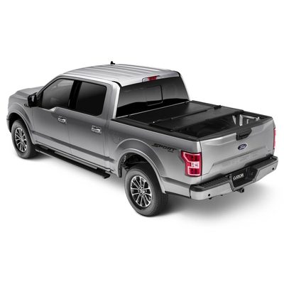 Tapa Plegable Gator de 5.5' para F-150 / Lobo 21 - 26 Crew Cab