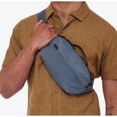 Aion Sling Bag Black - Thule