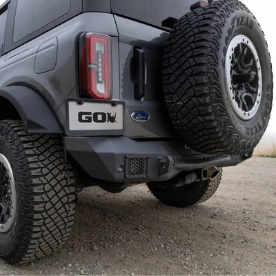 Defensa Trasera Rockline Full Width para Bronco Full Size 21-26