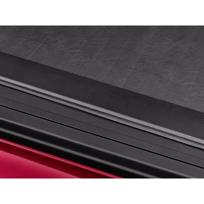 Tapa Retráctil Roll N Lock Serie M de 5' para NP300 23-26