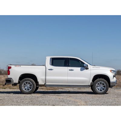 Rough Country 3.5" Standard Lift Kit 28240RED_A