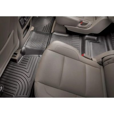Tapetes Husky Weatherbeater 1ra y 2da Fila color Negro para Hilux 16 - 26
