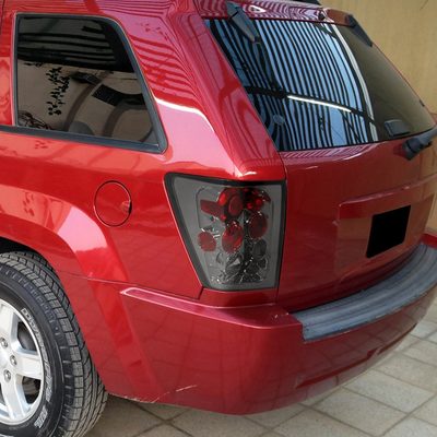 2005-2006 Jeep Grand Cherokee Tail Lights Chrome Housing/Smoke Lens