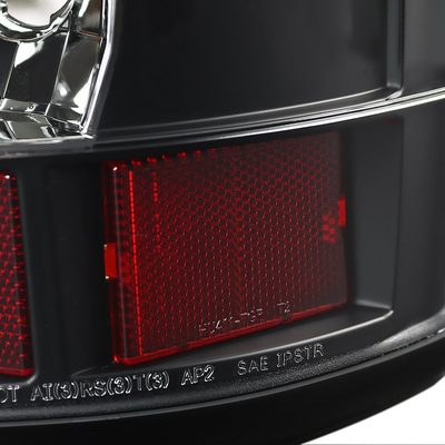 2000-2006 Chevy Suburban/Tahoe/Yukon/Yukon XL LED Tail Lights Matt Black/Clear