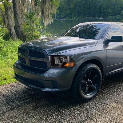 2009-2018 Dodge RAM 1500 / RAM 2500 3500 Factory Dual Headlights Black