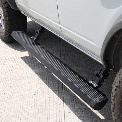 Estribos electricos GR Ngo Text para Wrangler JKU 07-18 (4 puertas)