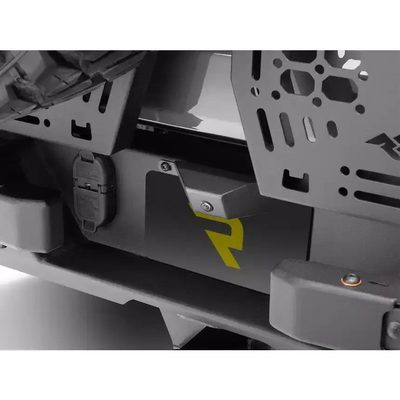 Portallanta y Reolocalizador de camara de reversa Wingmate Rugged Ridge para Gladiator 20 - 25