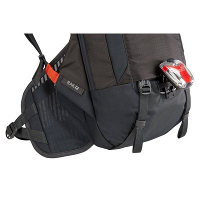 Mochila de hidratación Thule Rail 12L Negra