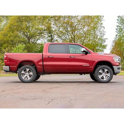 Fits 2019-2023 Ram 1500 Classic, 5'7" ,6'4" ,8' Bed (RGH-31431)